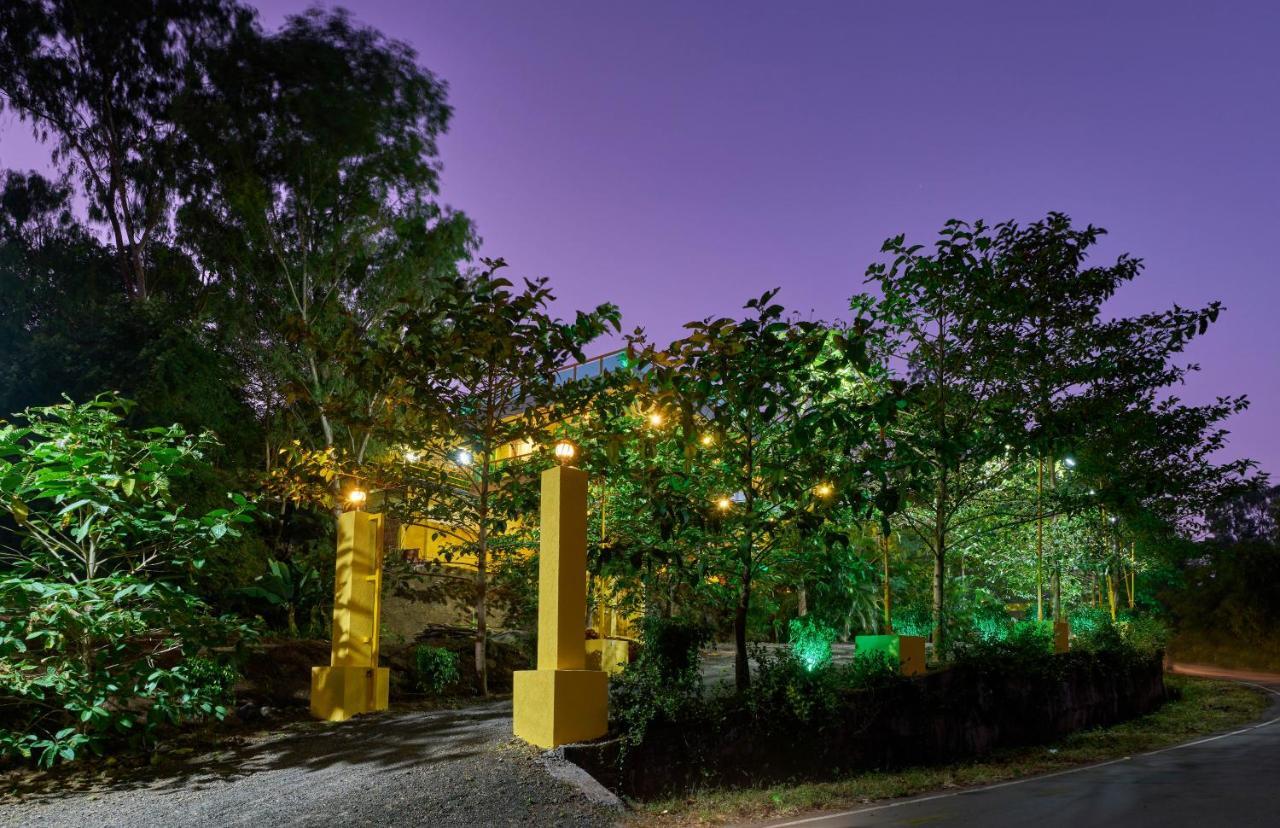 Hotel Saptarang Residency Panhāla Exterior foto